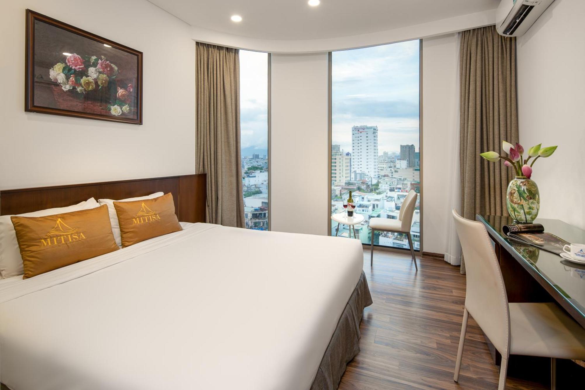 Mitisa Hotel Da Nang - Near Dragon Bridge Екстериор снимка