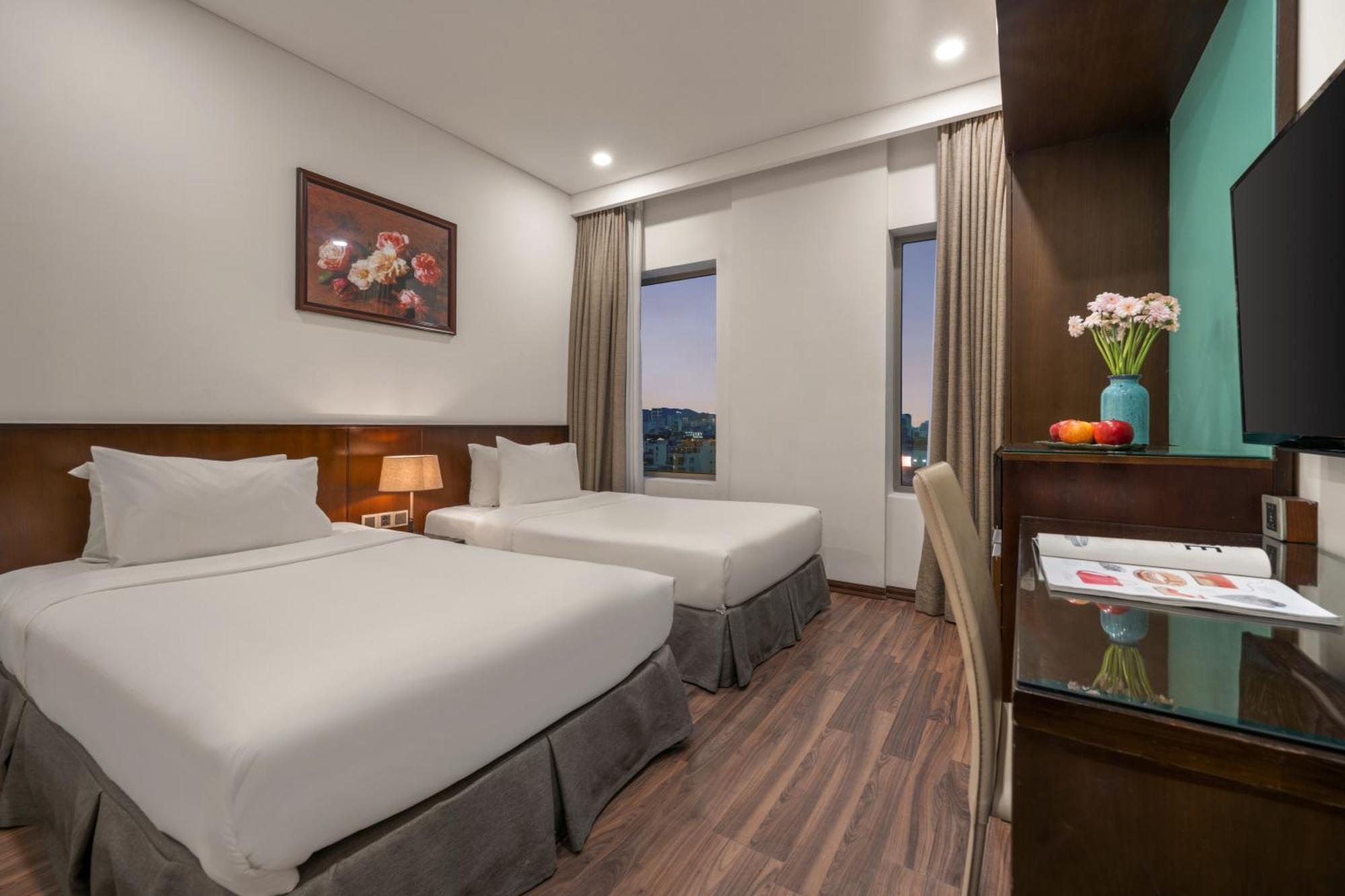 Mitisa Hotel Da Nang - Near Dragon Bridge Екстериор снимка