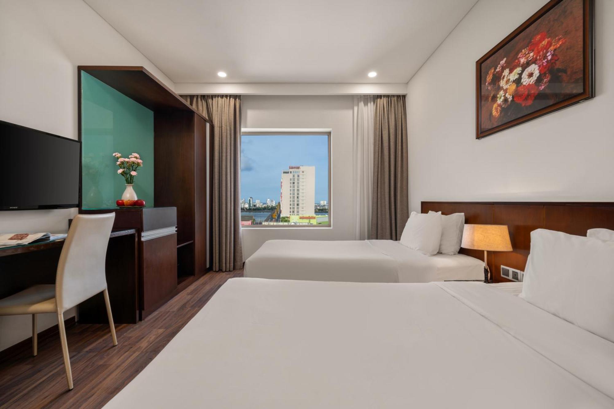 Mitisa Hotel Da Nang - Near Dragon Bridge Екстериор снимка